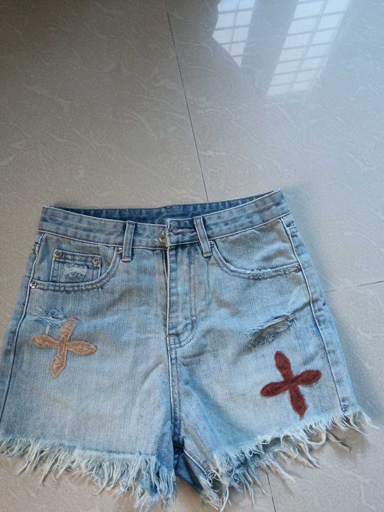 🇹🇭 Devil Chow short