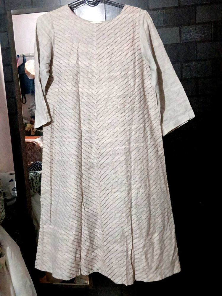 Elegant Striped Kurta