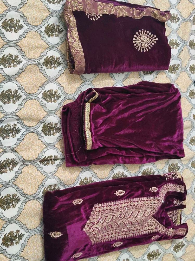 Elegant Velvet Kurta Set