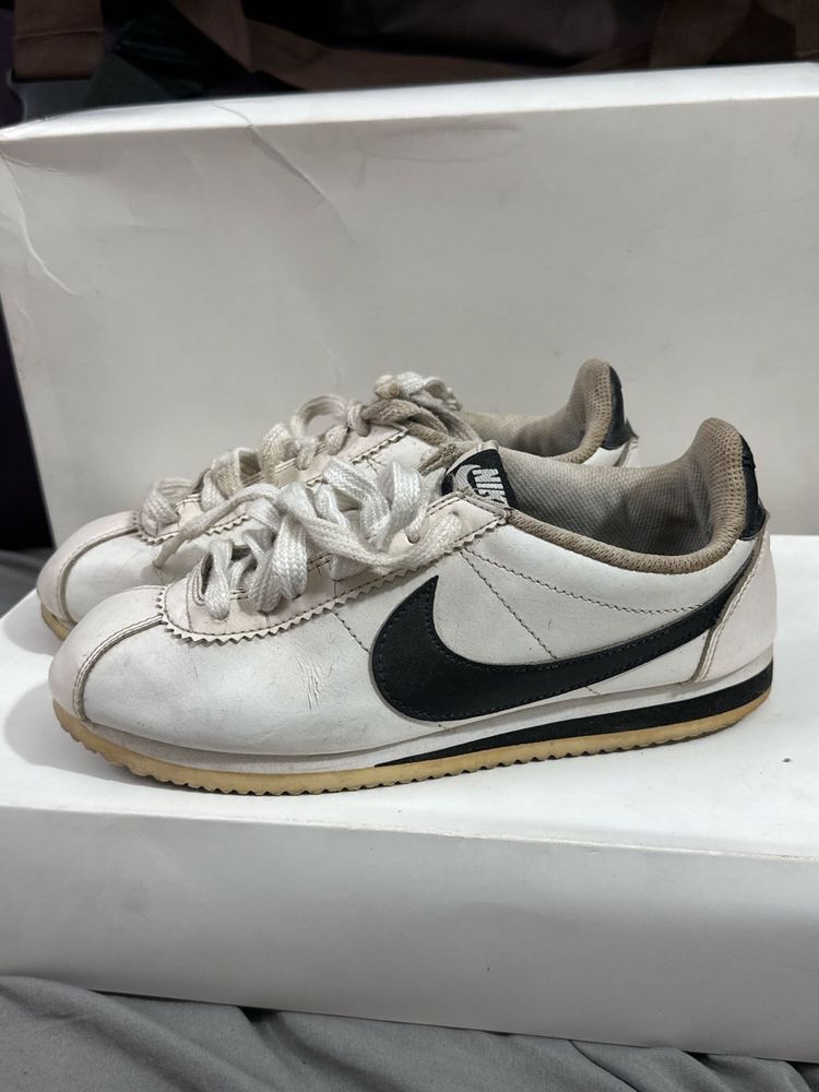 Nike Cortez White/Black Shoes