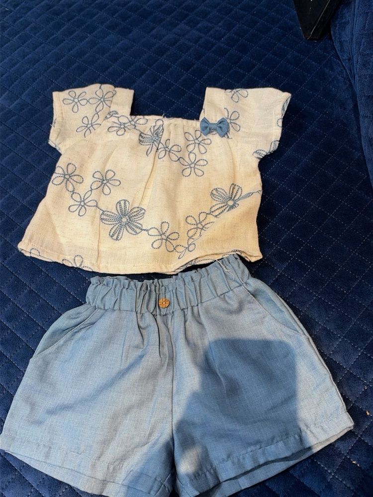 Cute Floral Top and Shorts Set