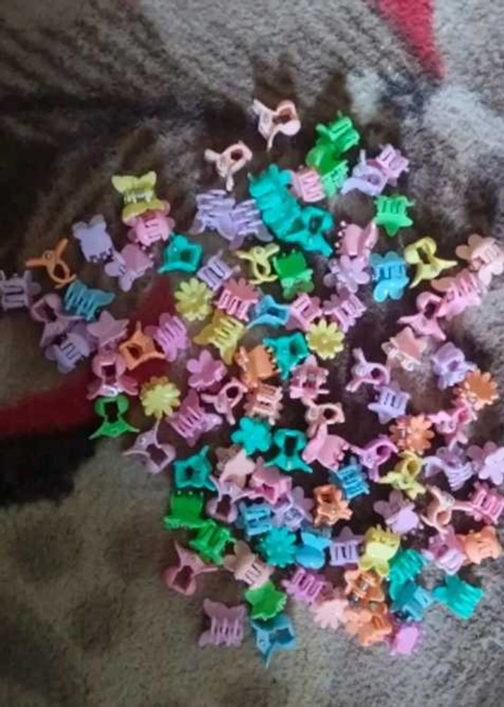 100 Mini clutches
