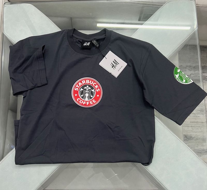 H&amp;M Starbucks Graphic T-Shirt L SIZE