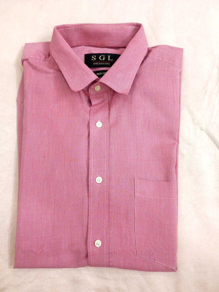 Men's Pink Button-Down Shirt