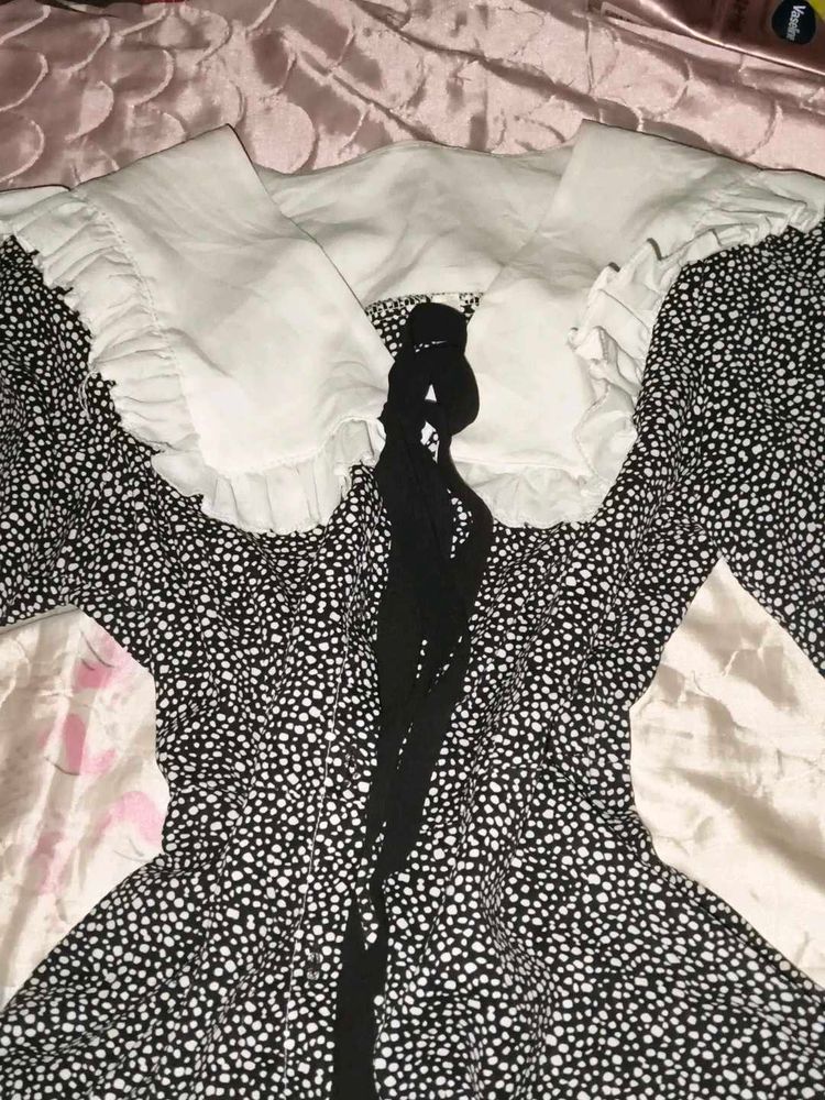 Korean mid dress