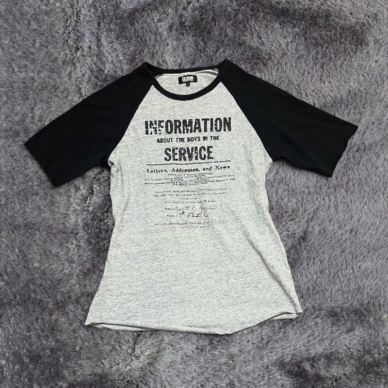 IZZue Raglan T-Shirt