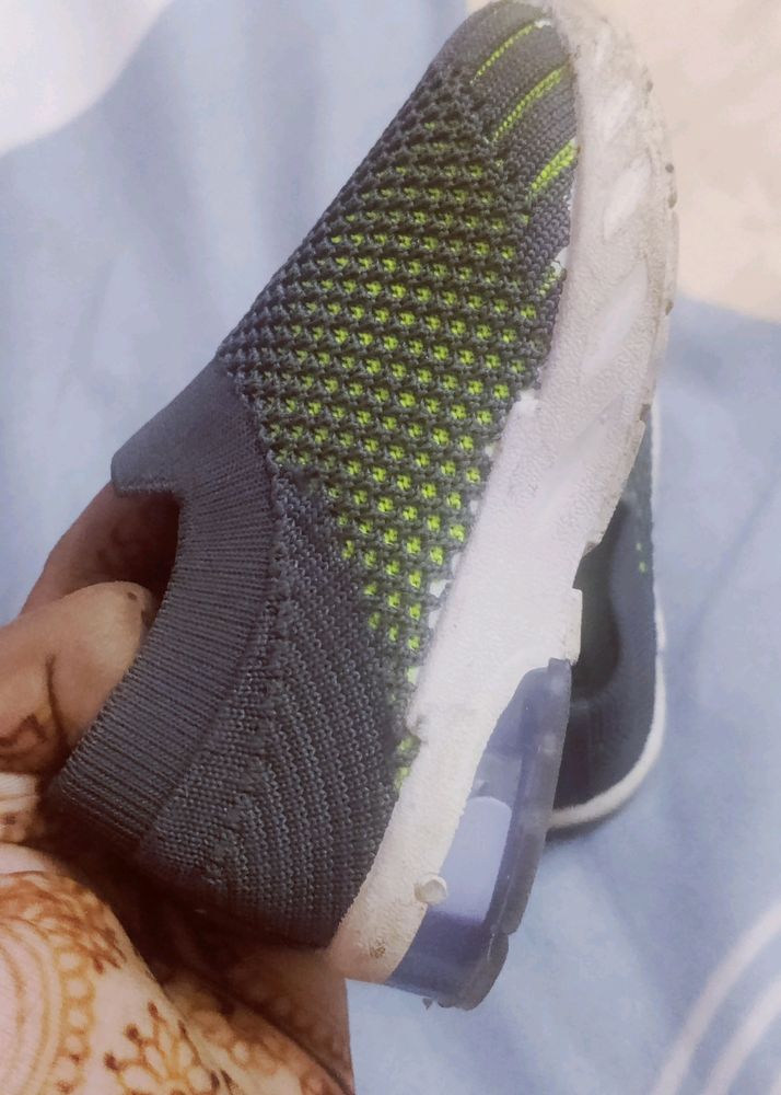 Slip-On Sneakers