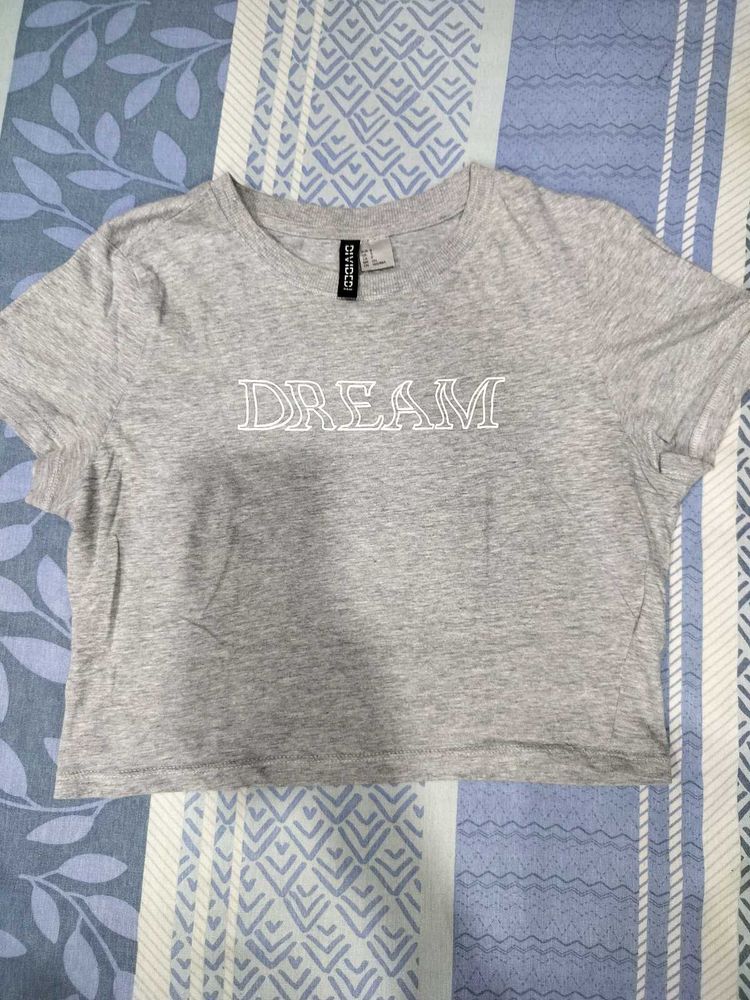 Grey "DREAM" Graphic T-Shirt