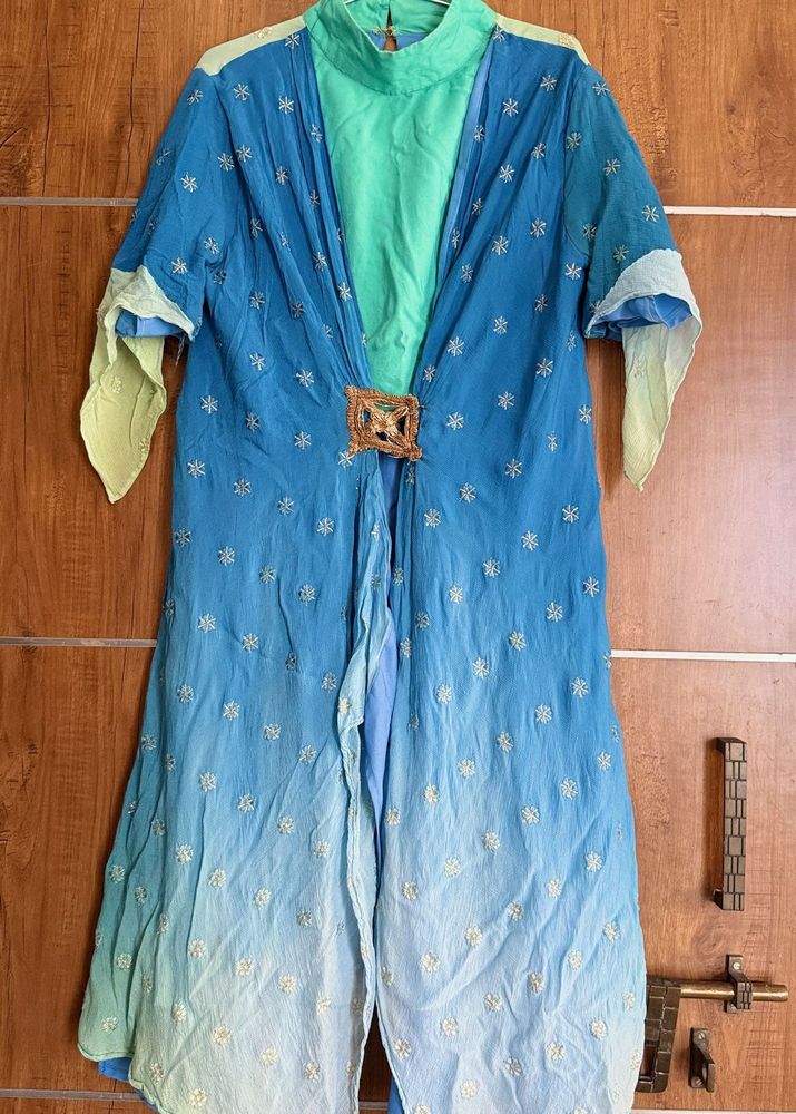 Embroidered Blue Ombre Kurta Set