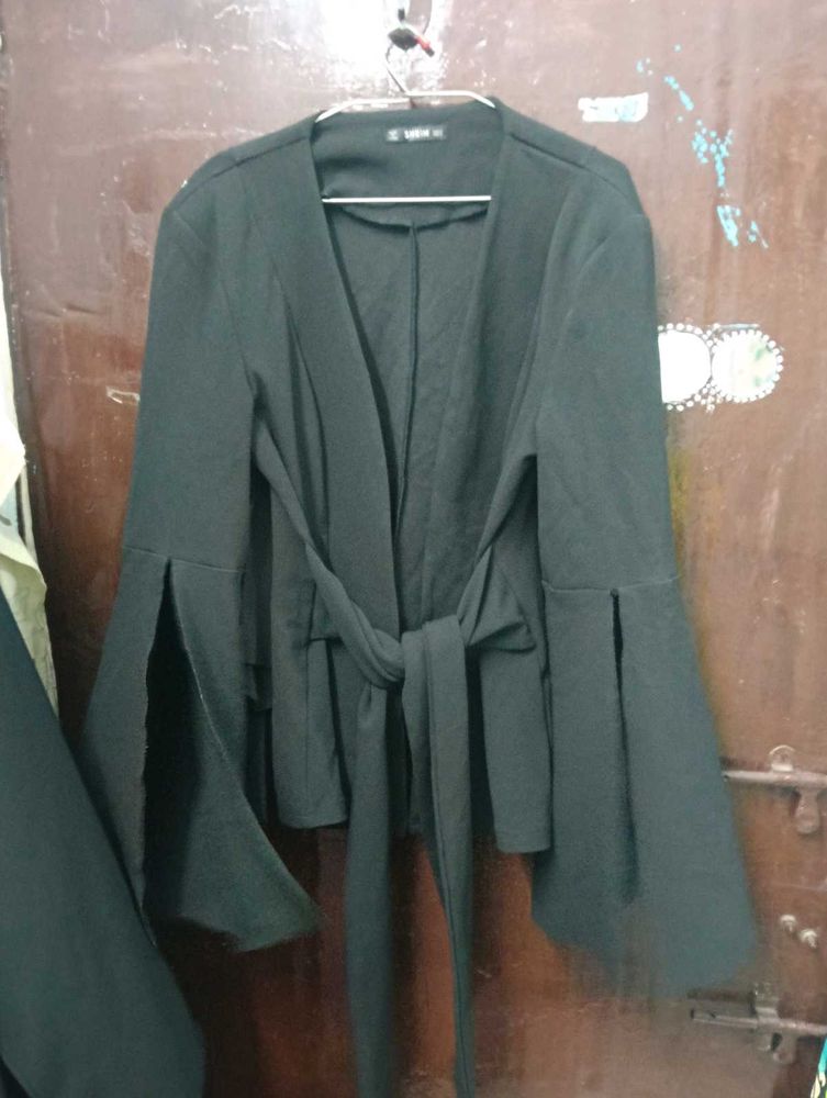 Chic Bell Sleeve Belted Jacket