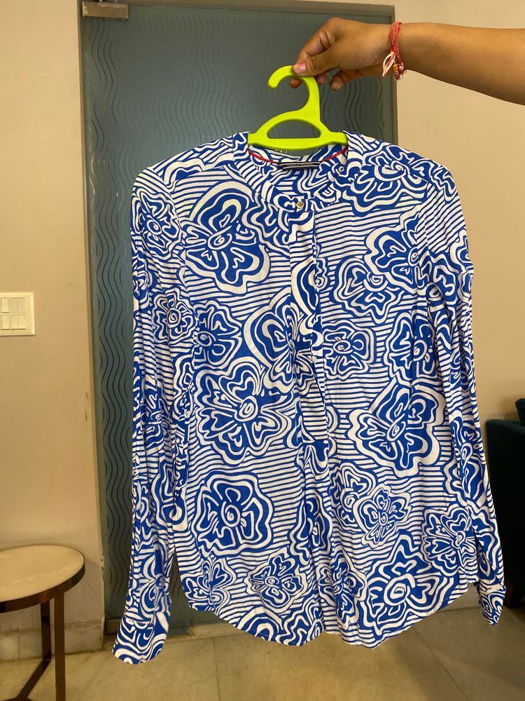 Tommy Hilfiger Blue And White Top Size S-M