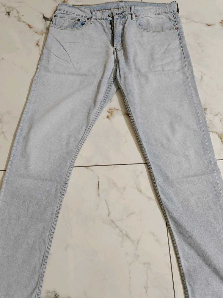Men's Light Wash Denim Jeans