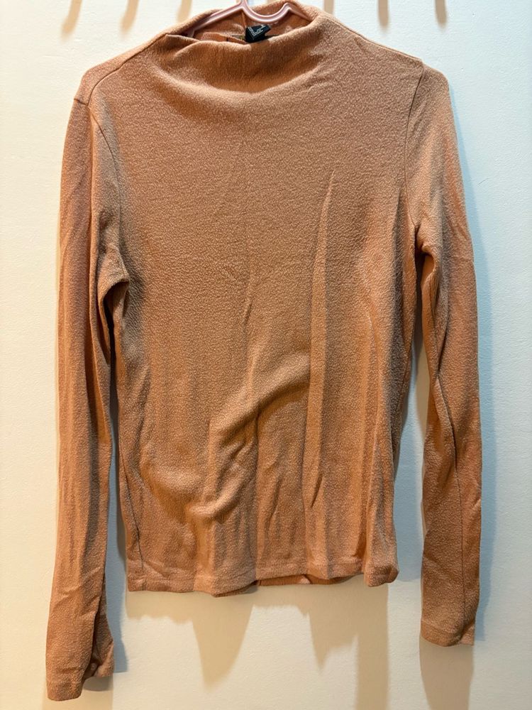 Soft Cute turtleneck (S-M)