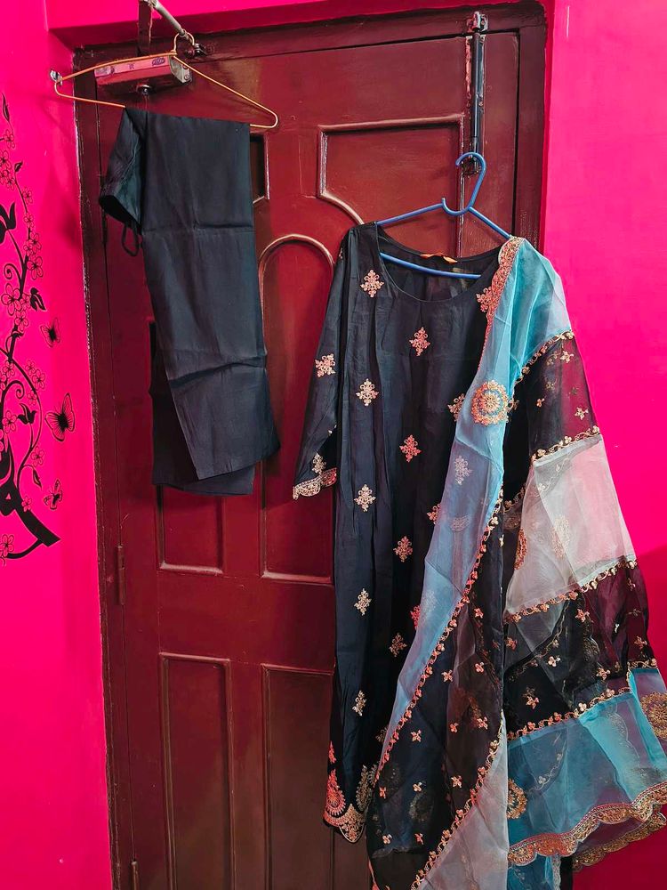 Elegant Black Kurta Set with Dupatta