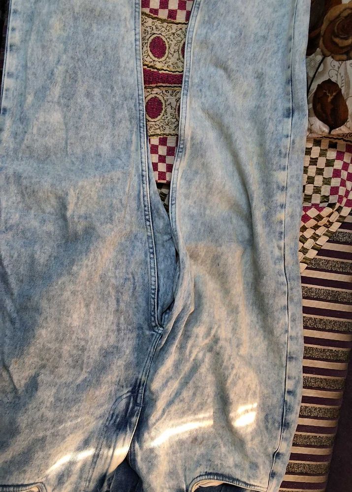 Acid Wash Jeans