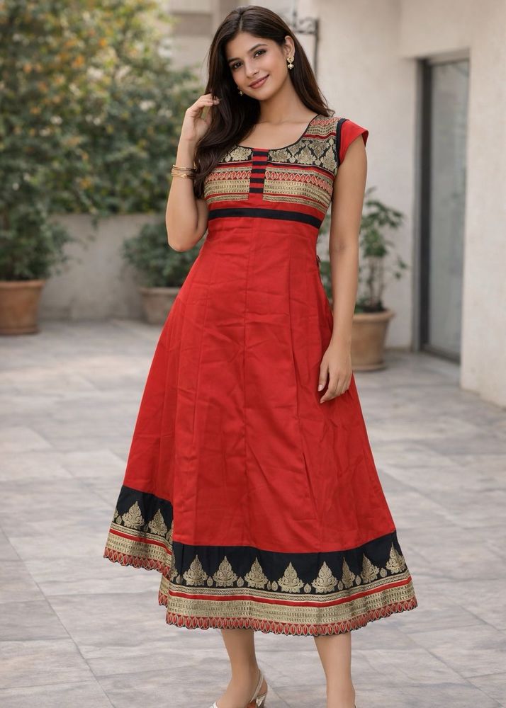 Elegant Red Embroidered Kurta