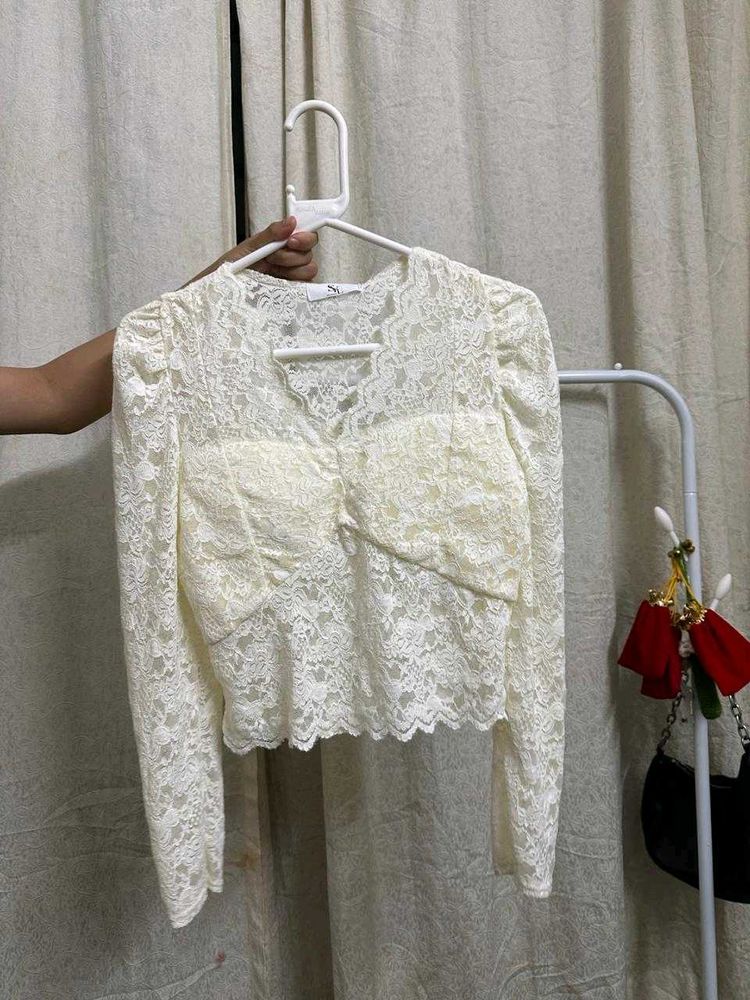 Elegant Lace Puff Sleeve Top