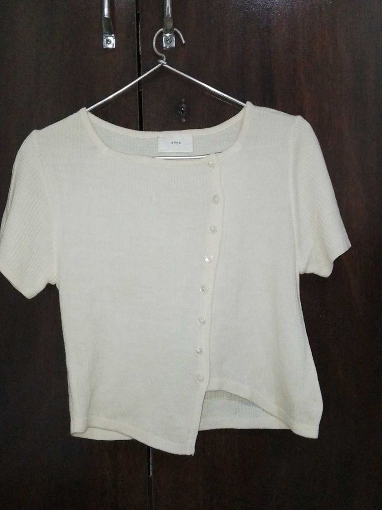 Cream crop top