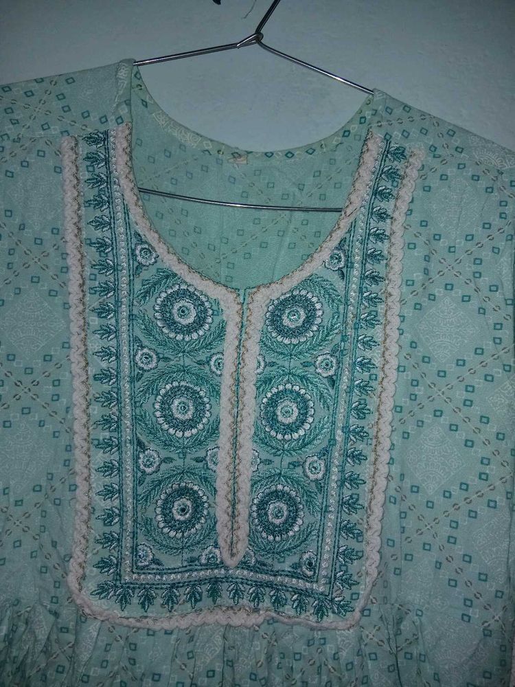 Nyra Cut kurti top knee length 👍❤️