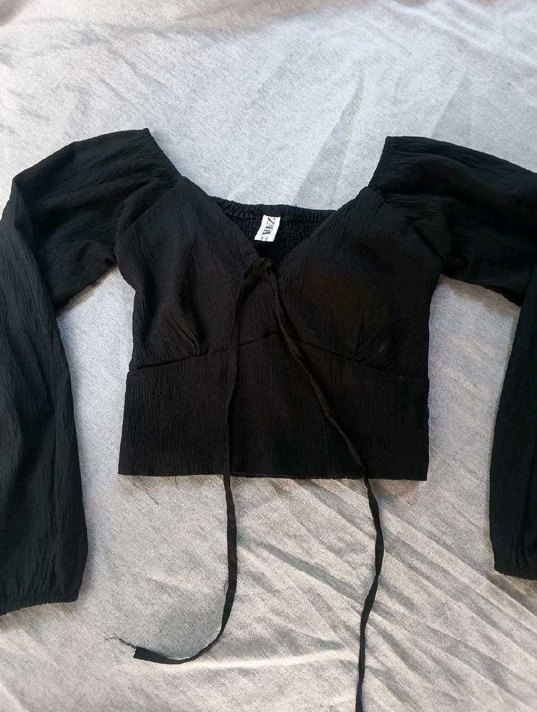 Stylish Black Puff Sleeve Top