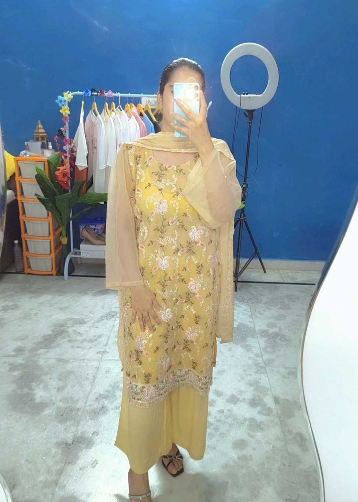Barik work and light weight suit sort palazo duppa