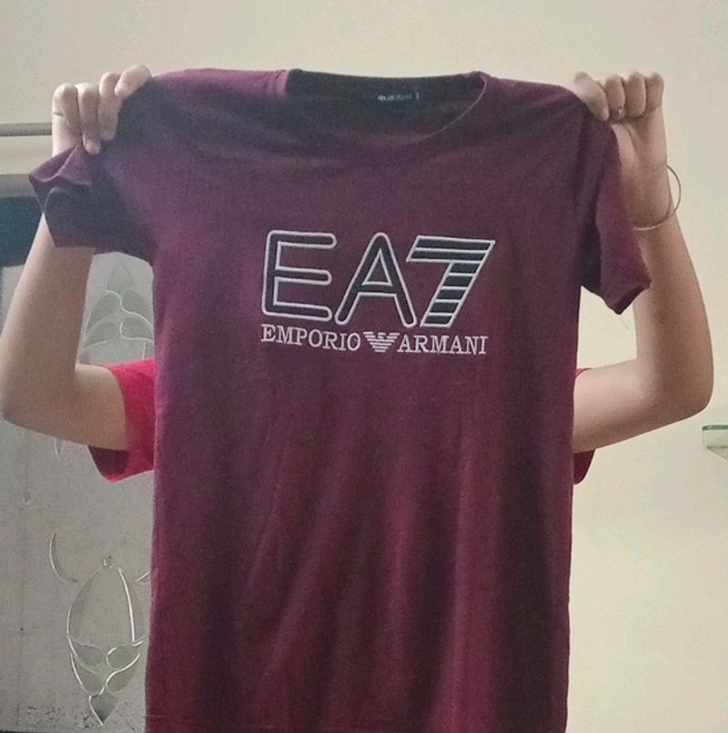 Armani Tshirt