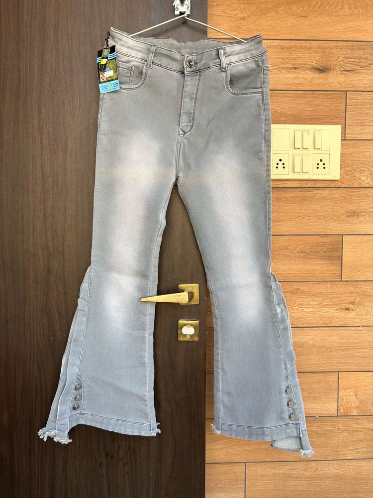 Trendy Grey Flare Jeans