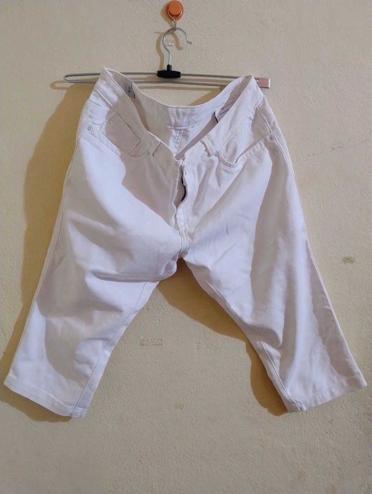 Brand New Knee Length White Short For Women