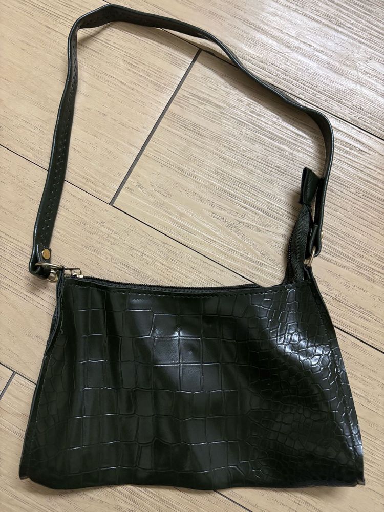Chic Dark Green Handbag