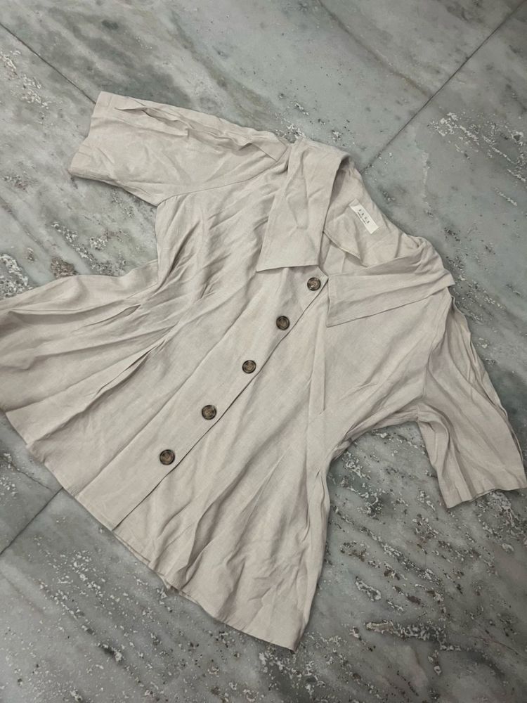 Stylish Linen Blend Button-Up Top