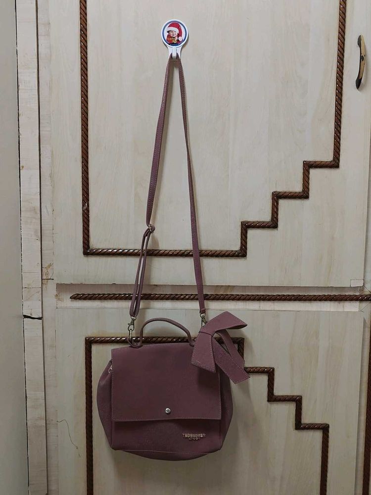 Stylish Mauve Handbag with Bow