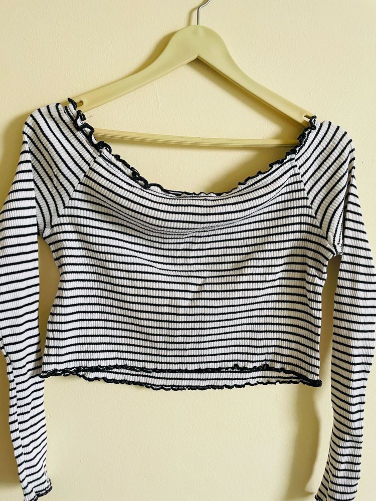 H&amp;M Off-Shoulder Long Sleeve Top