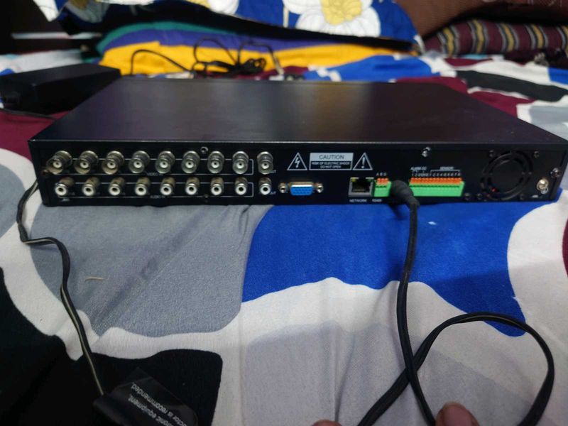 8 CHANNEL DVR WITH 1TB HDD