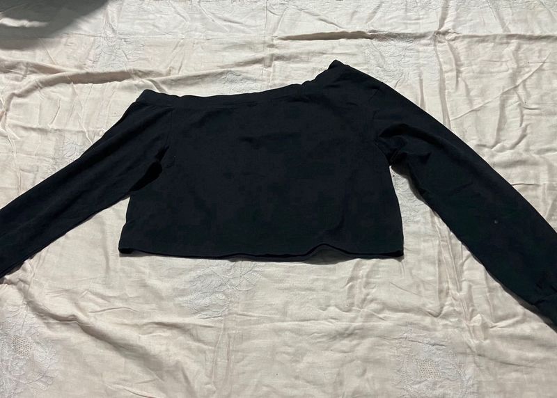 Black Off-Shoulder Long Sleeve Top