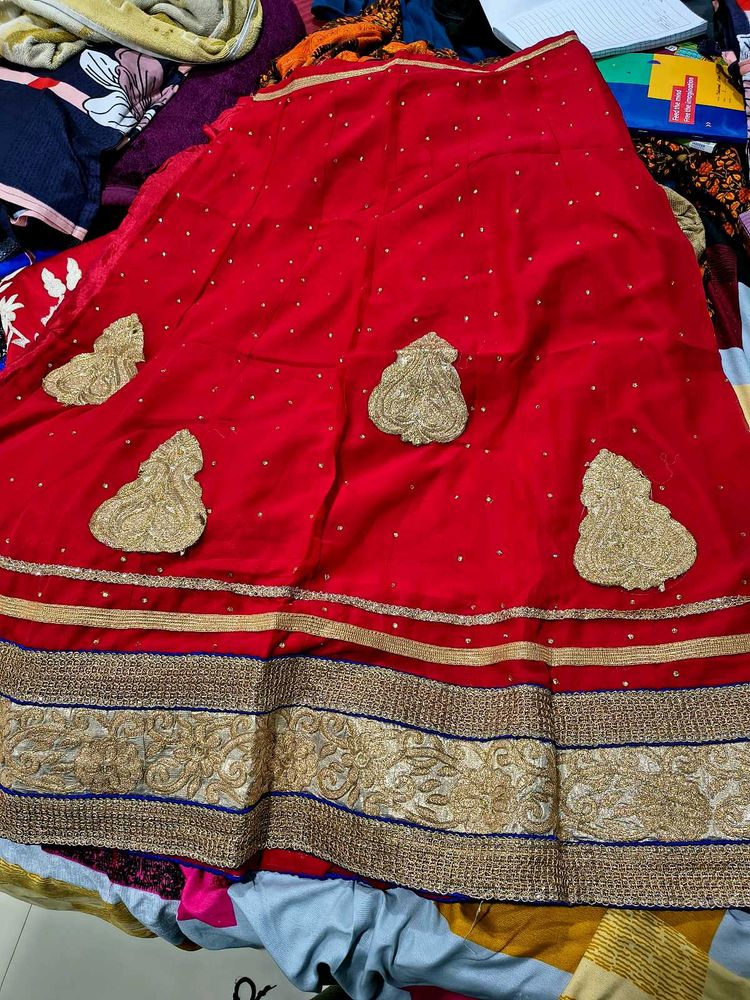 Red lehenga ♥️ with readymade blouse