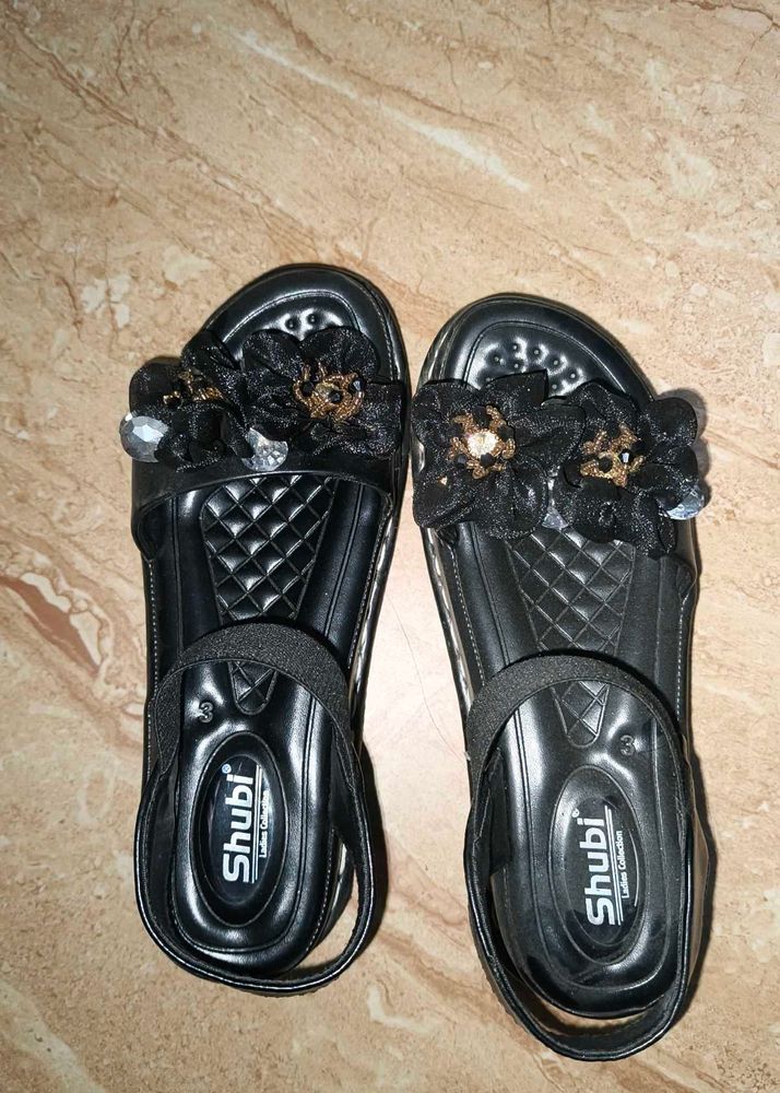 Stylish Kids Black Flower Sandals