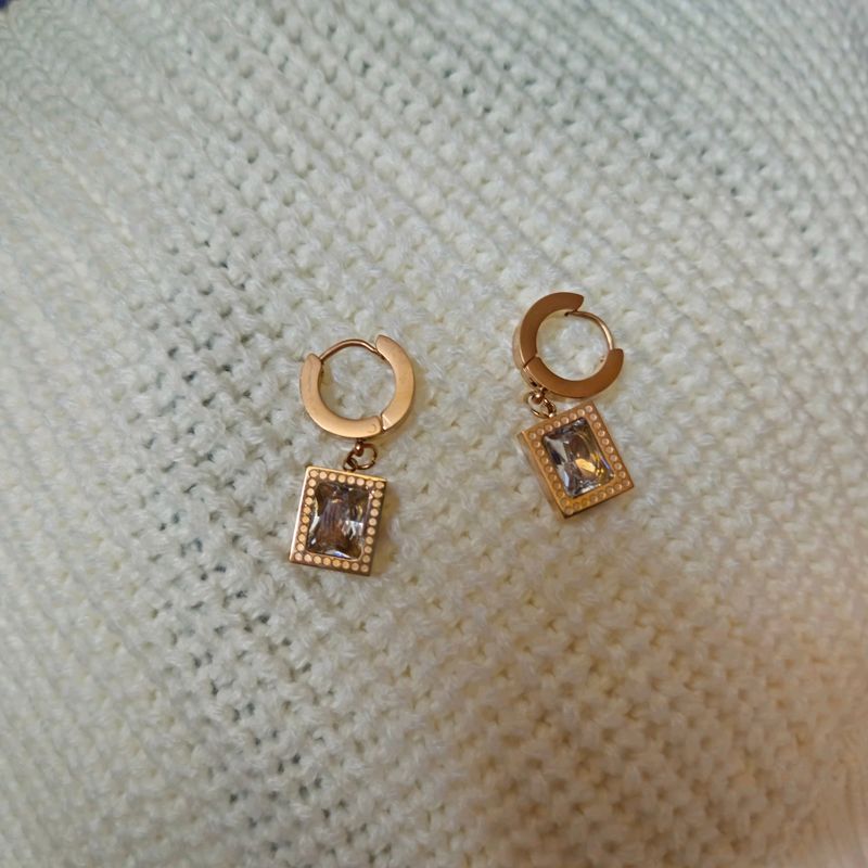 Anti-tarnish Bali Earrings - White