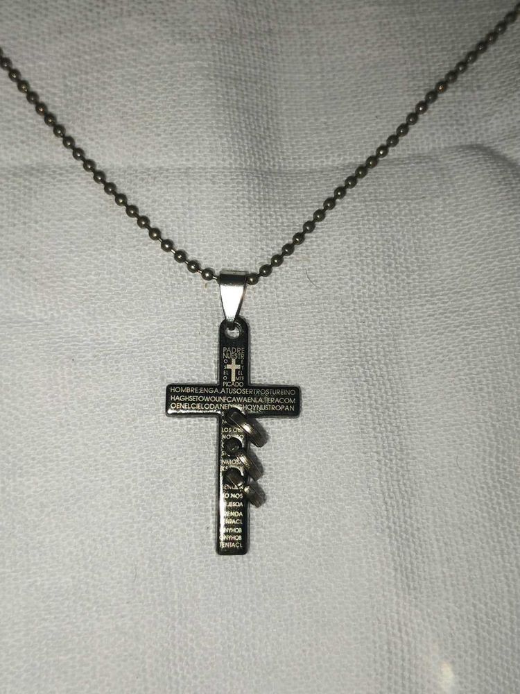 Men's Cross Pendant Necklace