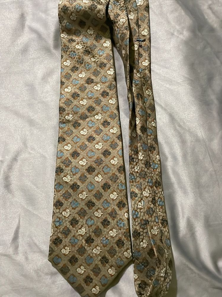 Men's Classic Patterned Tie