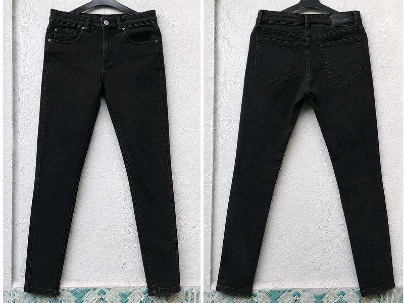 Classic Black Skinny Fit Jeans
