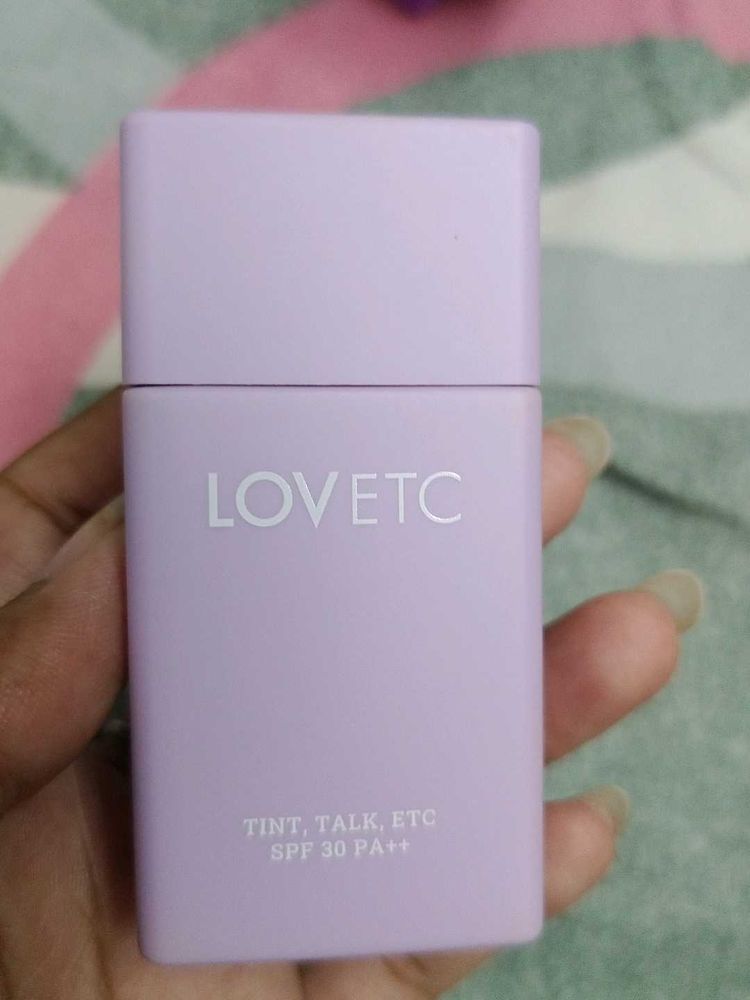 LOVEETC Tinted Moisturiser SPF 30