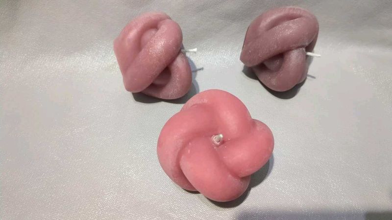 Knot Design Candles 1 pieces lavender fragrance