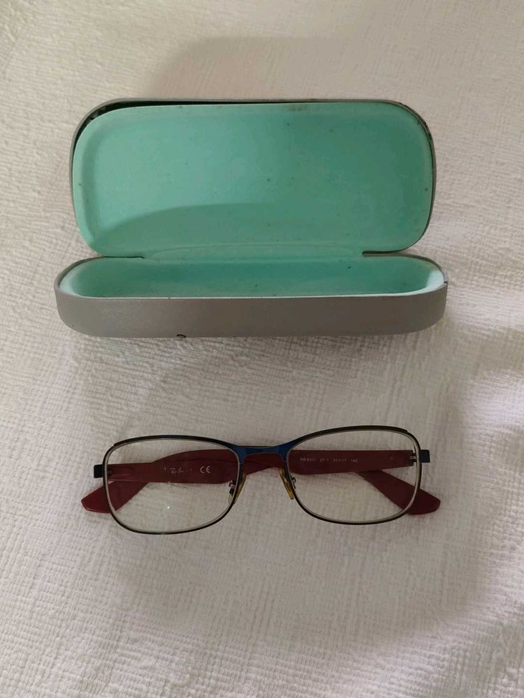 Stylish Eyeglasses with Case