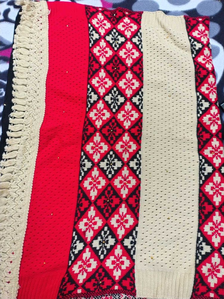 Multicolour Stolefor winter