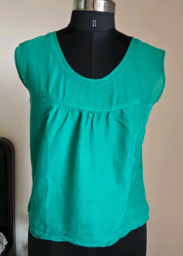 Green Sleeveless Top