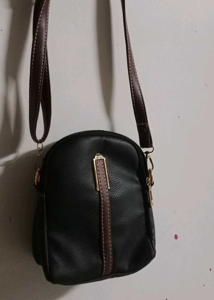 Chic Black Crossbody Bag