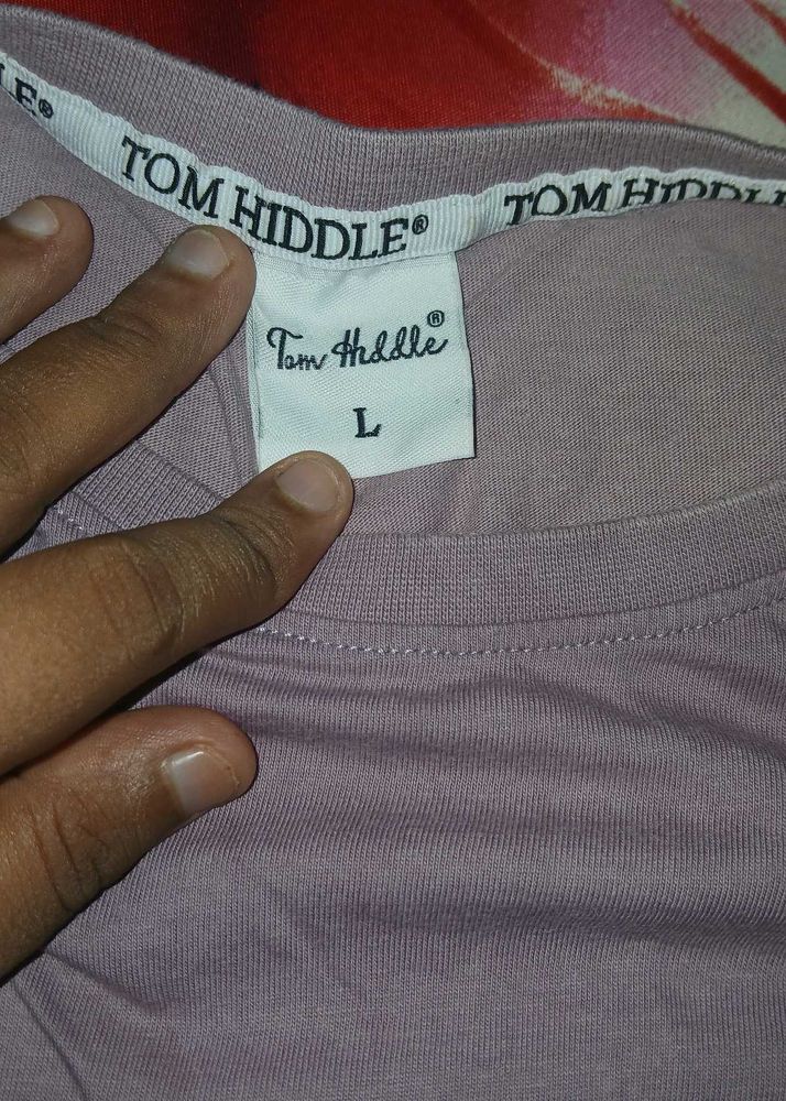 TOM HIDDLE UNISEX T SHIRT