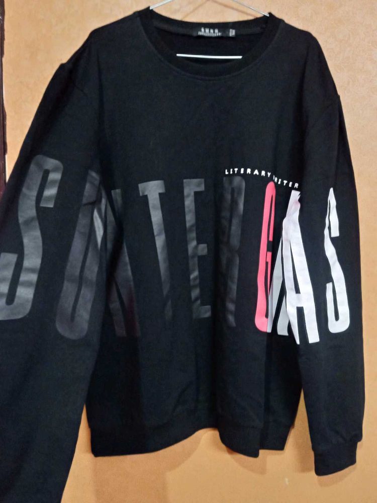 Black Graphic Print Sweatshirt
