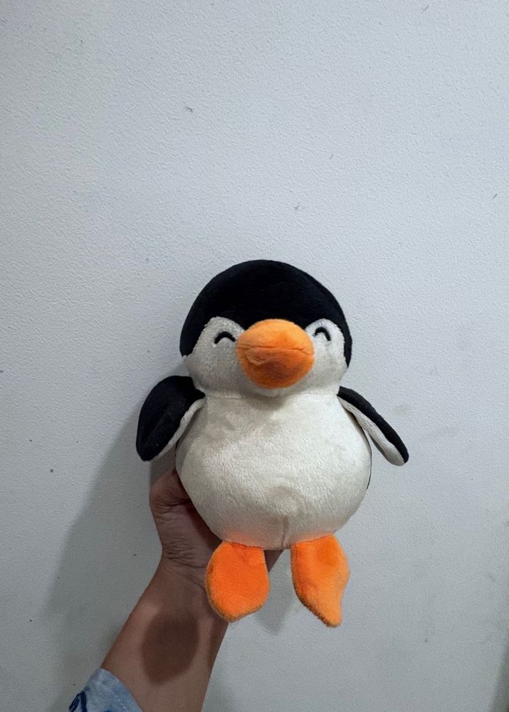 Cute Penguin Plush Toy