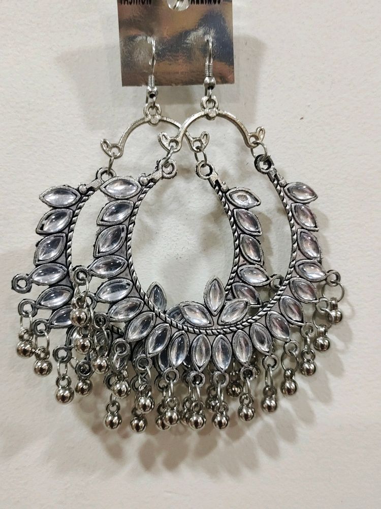 Earings
